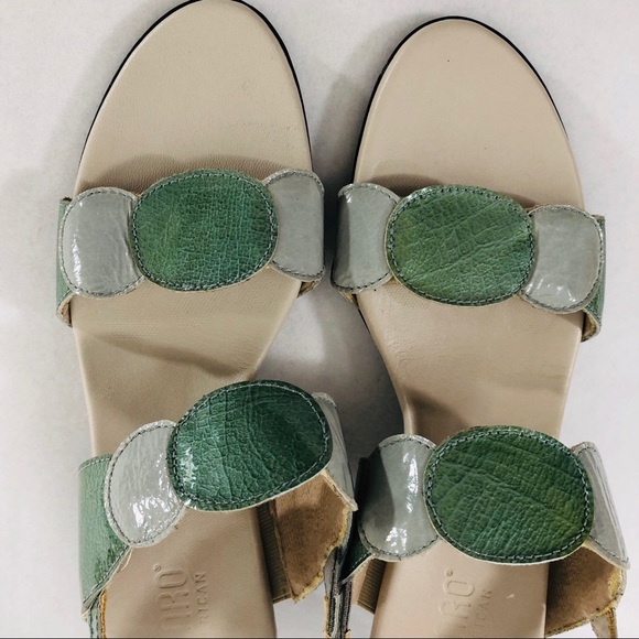 MUNRO Sandals - Picture 3 of 7